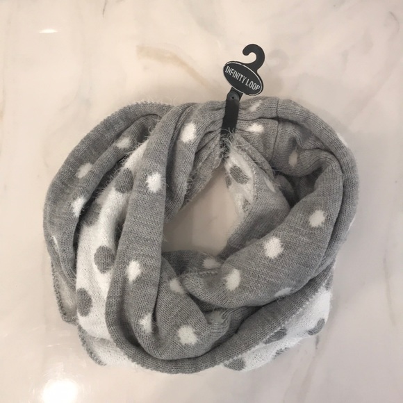 Reversible infinity scarf- polka dot - Picture 2 of 6